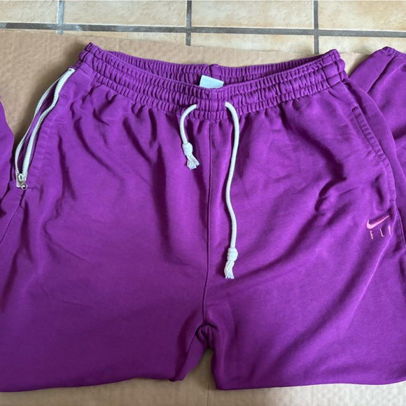 Nike Deep Purple Pants XL - Picture 1 of 3